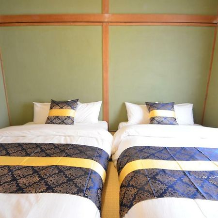 Private Room Rosso Осака Екстериор снимка